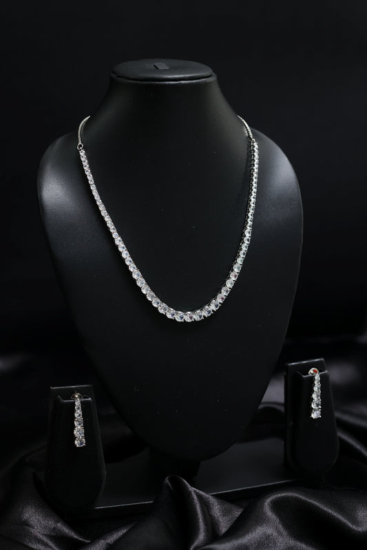 Rhodium Plated Elegant Solitaire Necklace Set