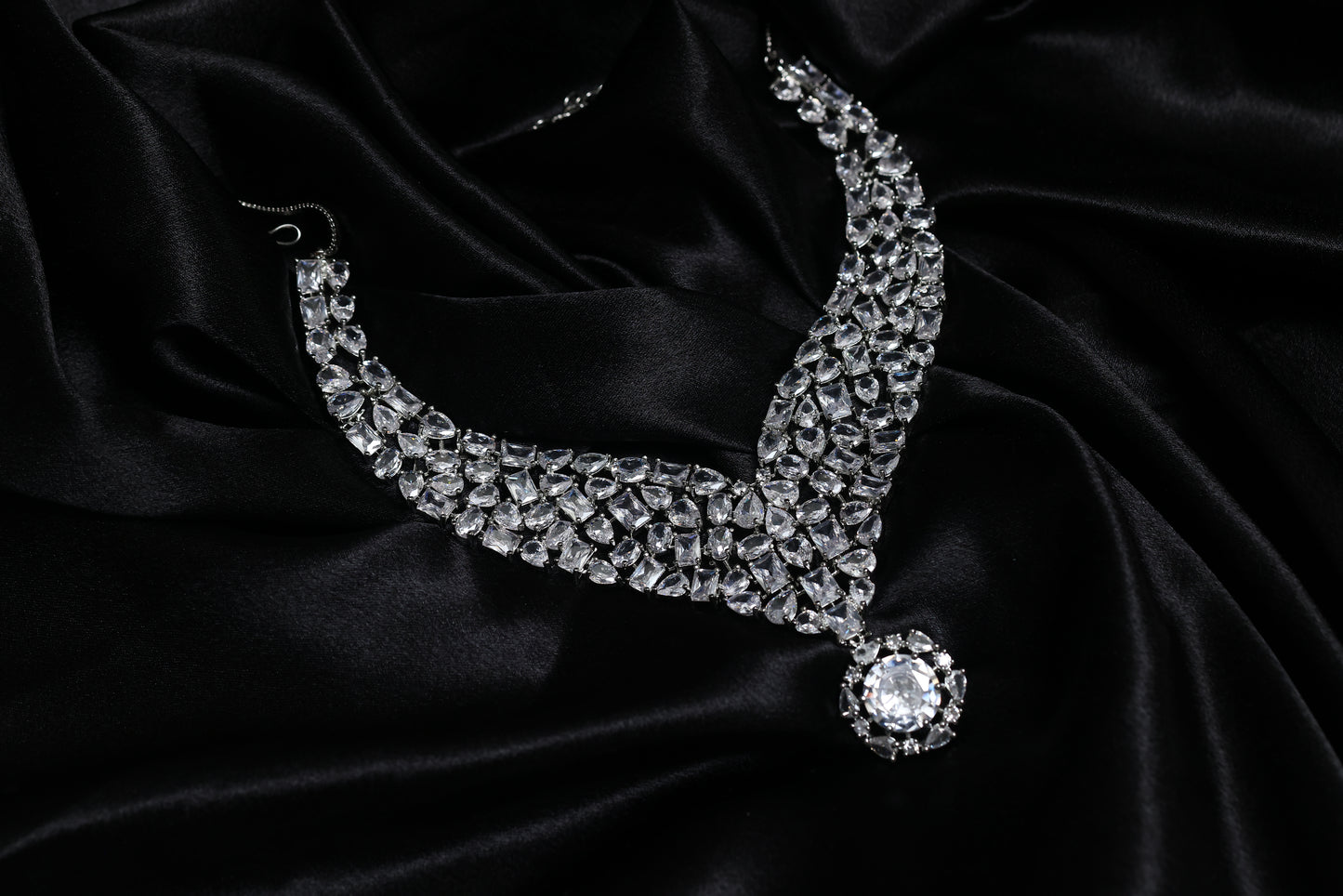 calire moissanite diamond necklace set