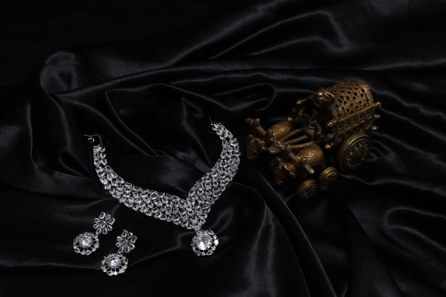 calire moissanite diamond necklace set