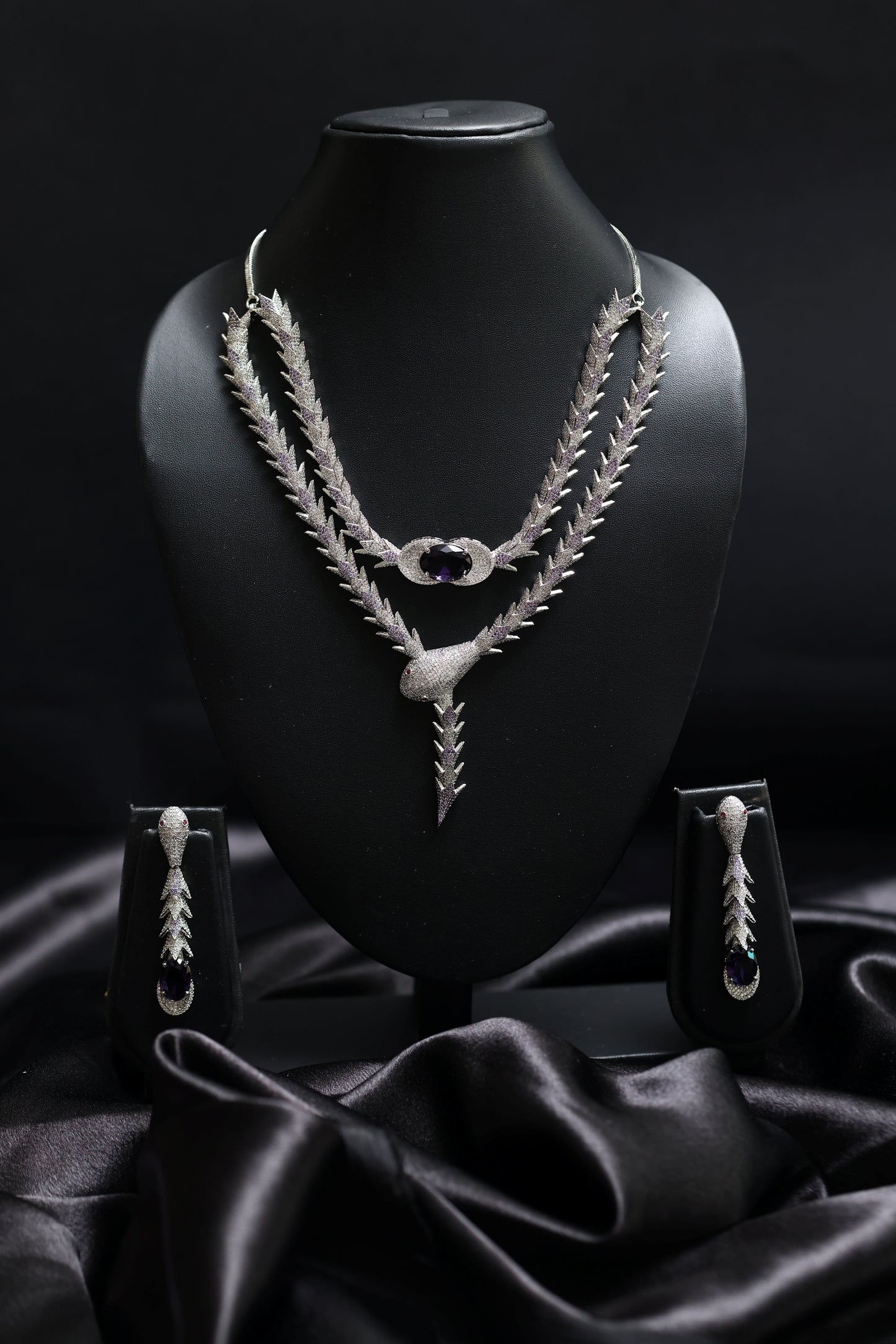 coiled glamourous amethyst with stunning diamond necklace set
