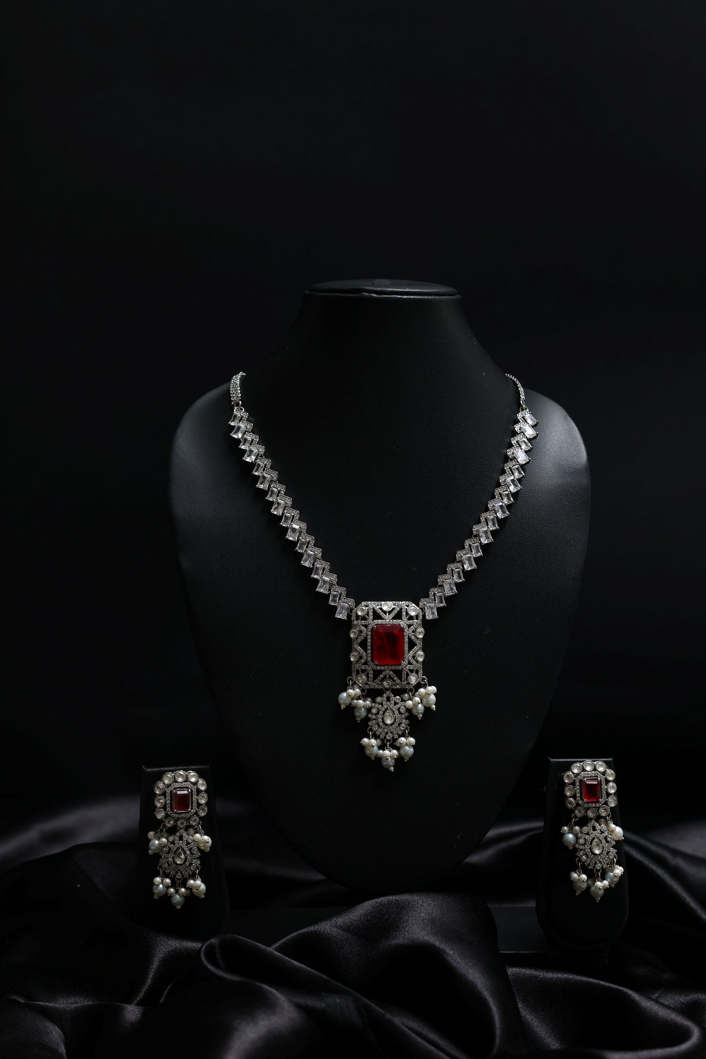 antique ruby doublet with fine finished pearls & diamonds set