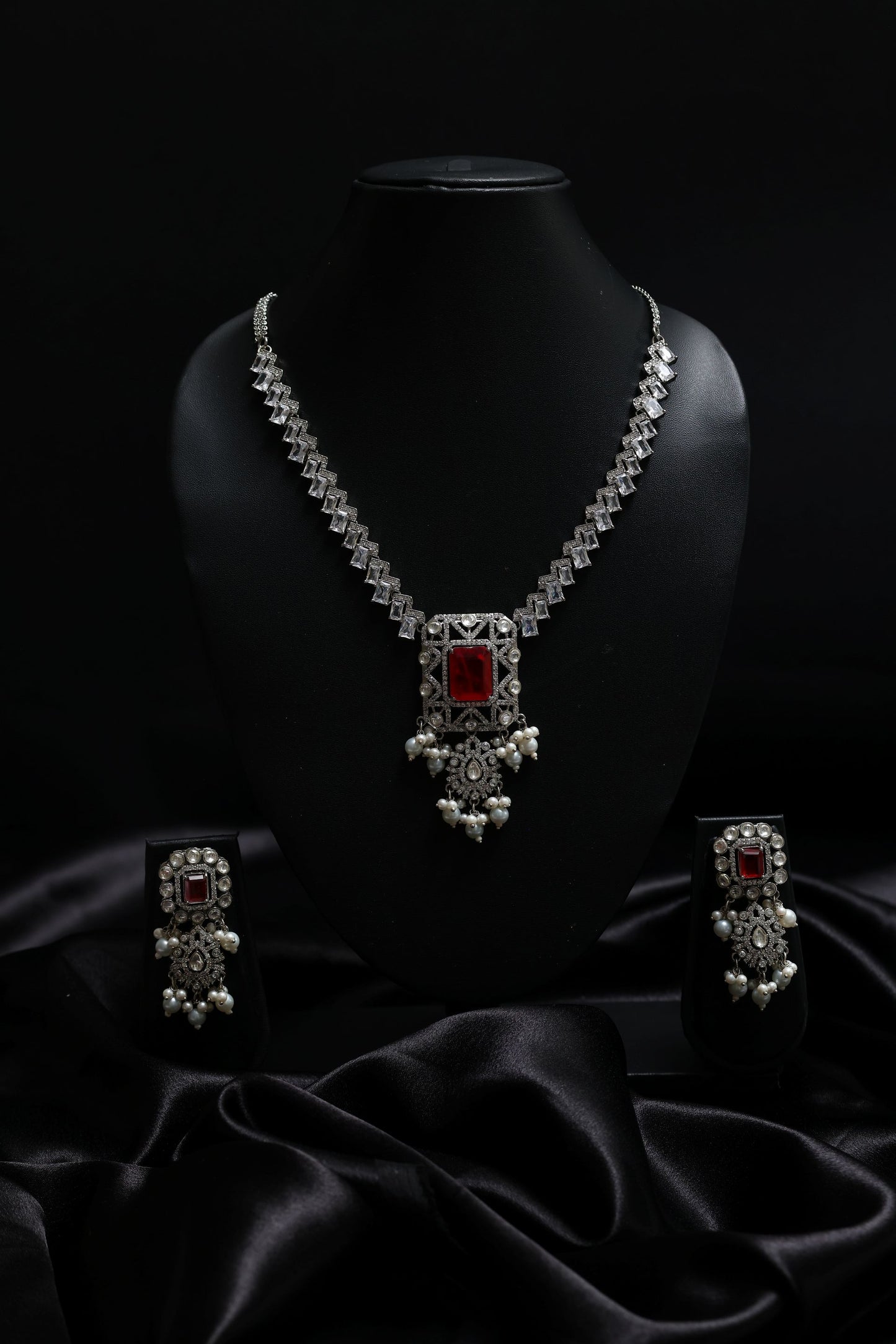 antique ruby doublet with fine finished pearls & diamonds set