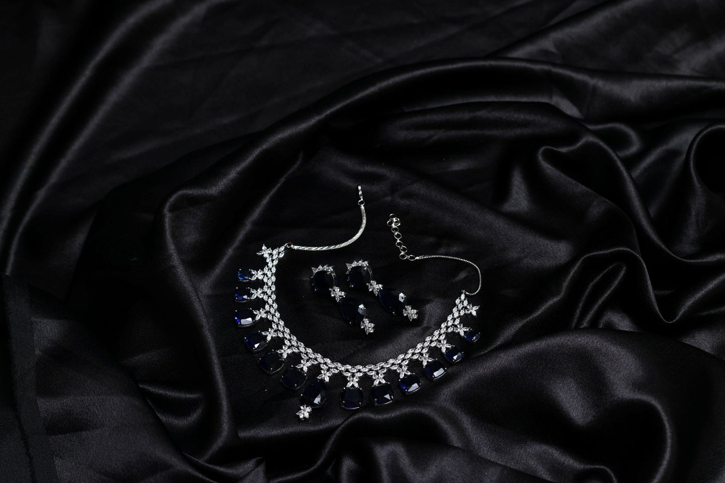 gala stunning blue sapphire diamond necklace set