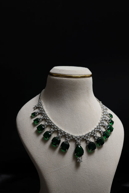 Gala Stunning Pear Cut Emerald & Diamond Necklace Set