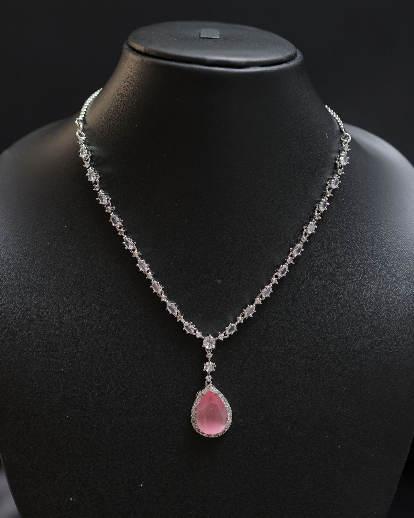 aura pink diamond necklace set