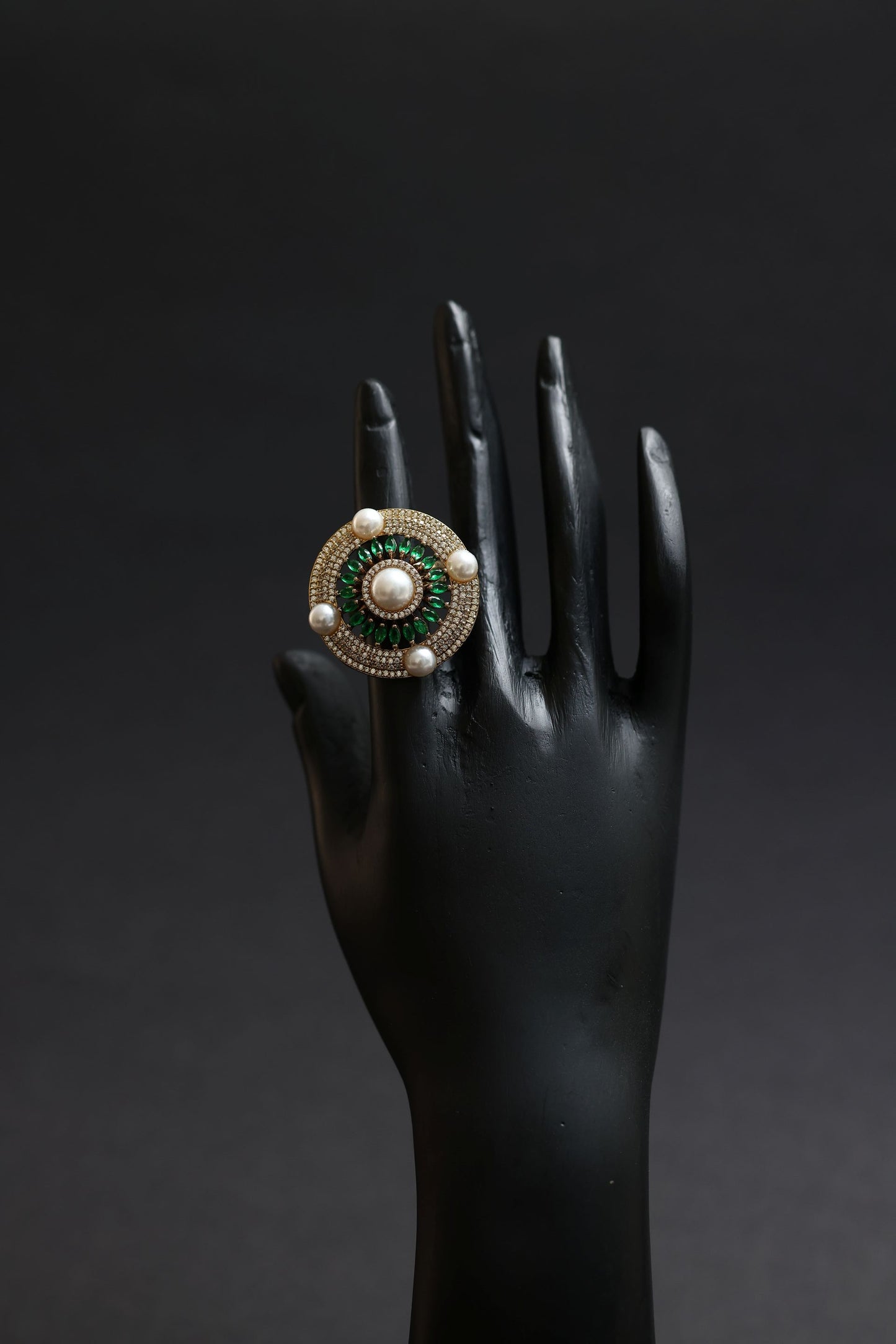 emerald pearl aura vintage royale ring