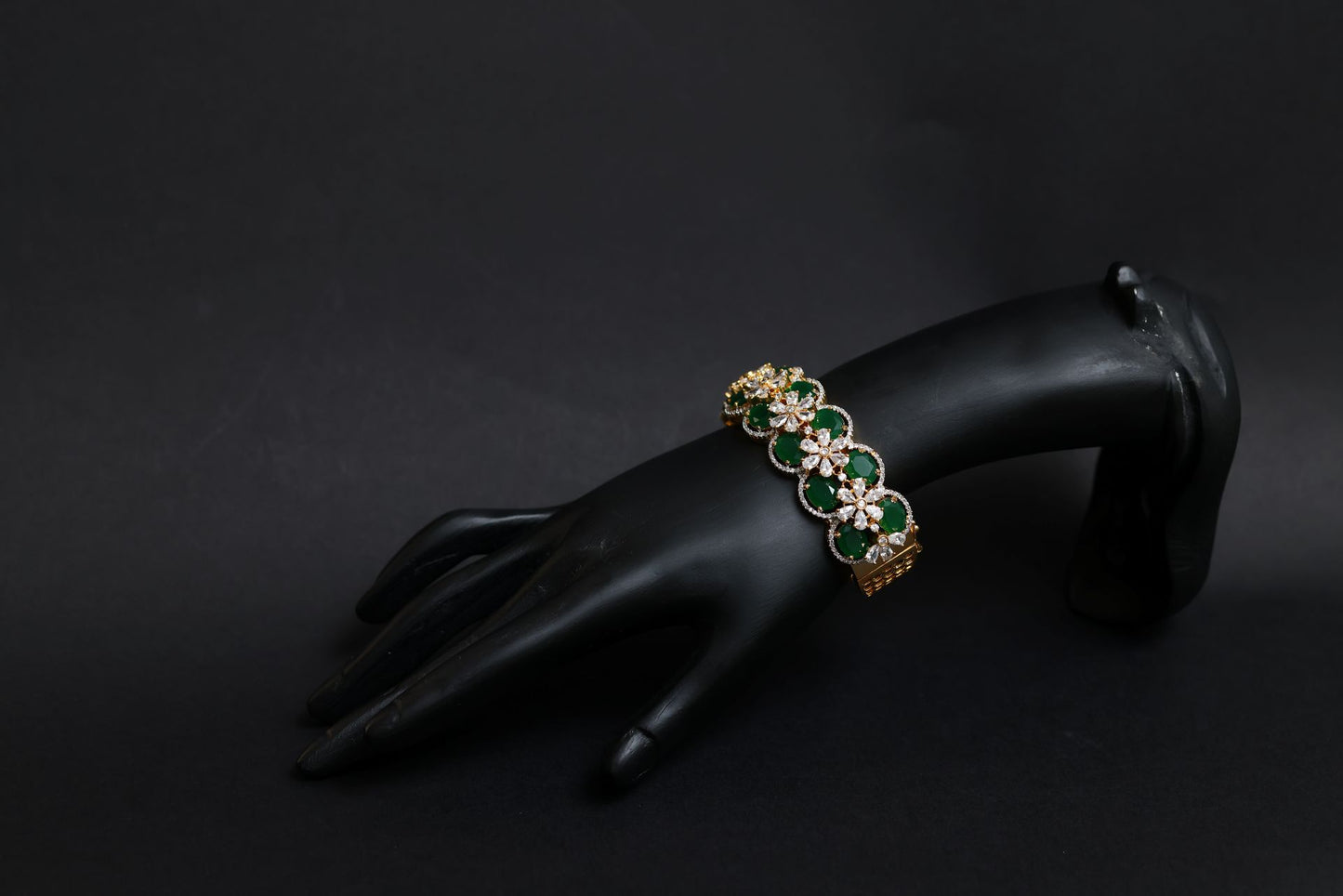 zariya emerald bloom luxe kada