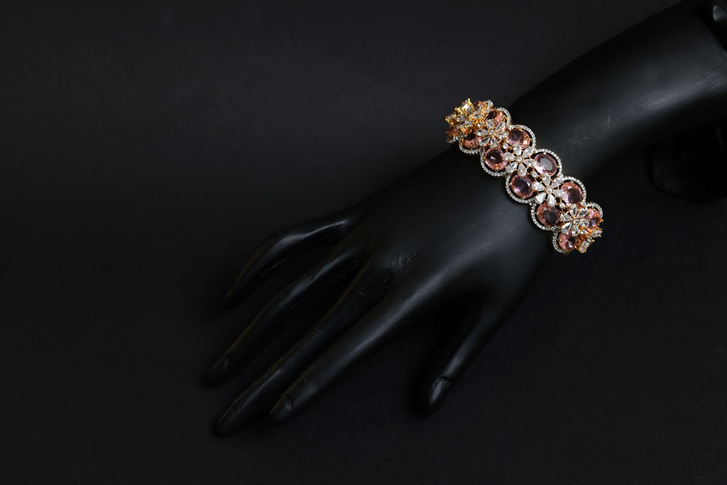 rosélune blush crystal statement kada