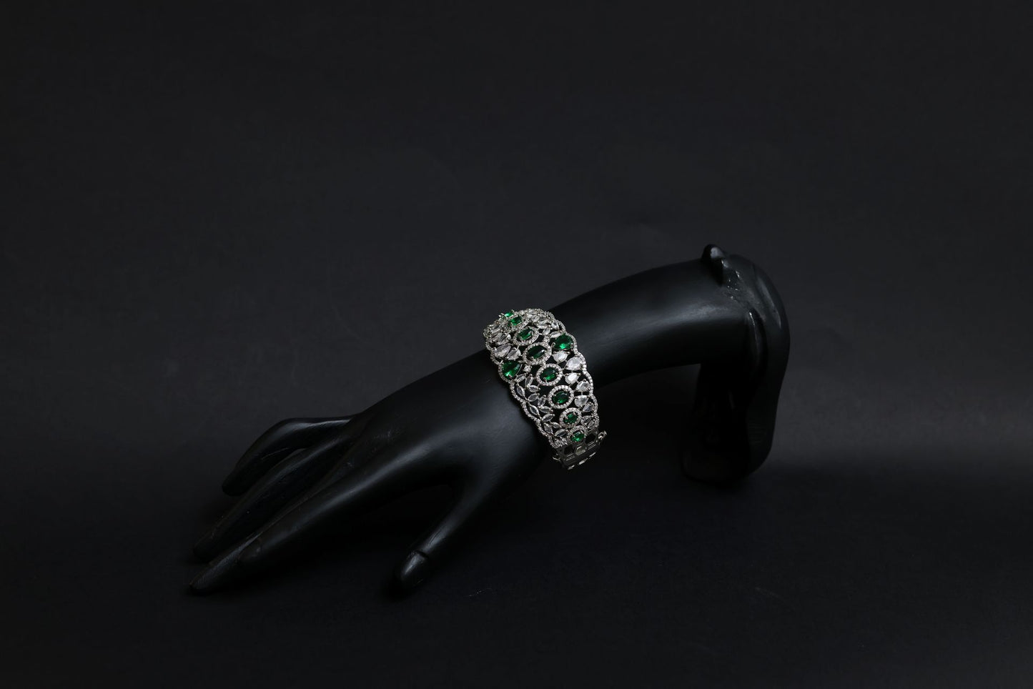 emerelle regal halo kada