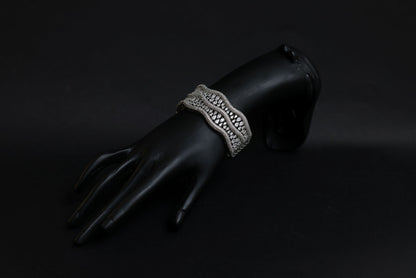 Seraphic Wave Aurora Kada