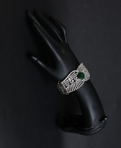 Emerald Crest Regal Kada