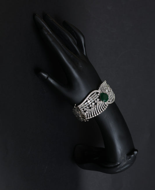 Emerald Crest Regal Kada