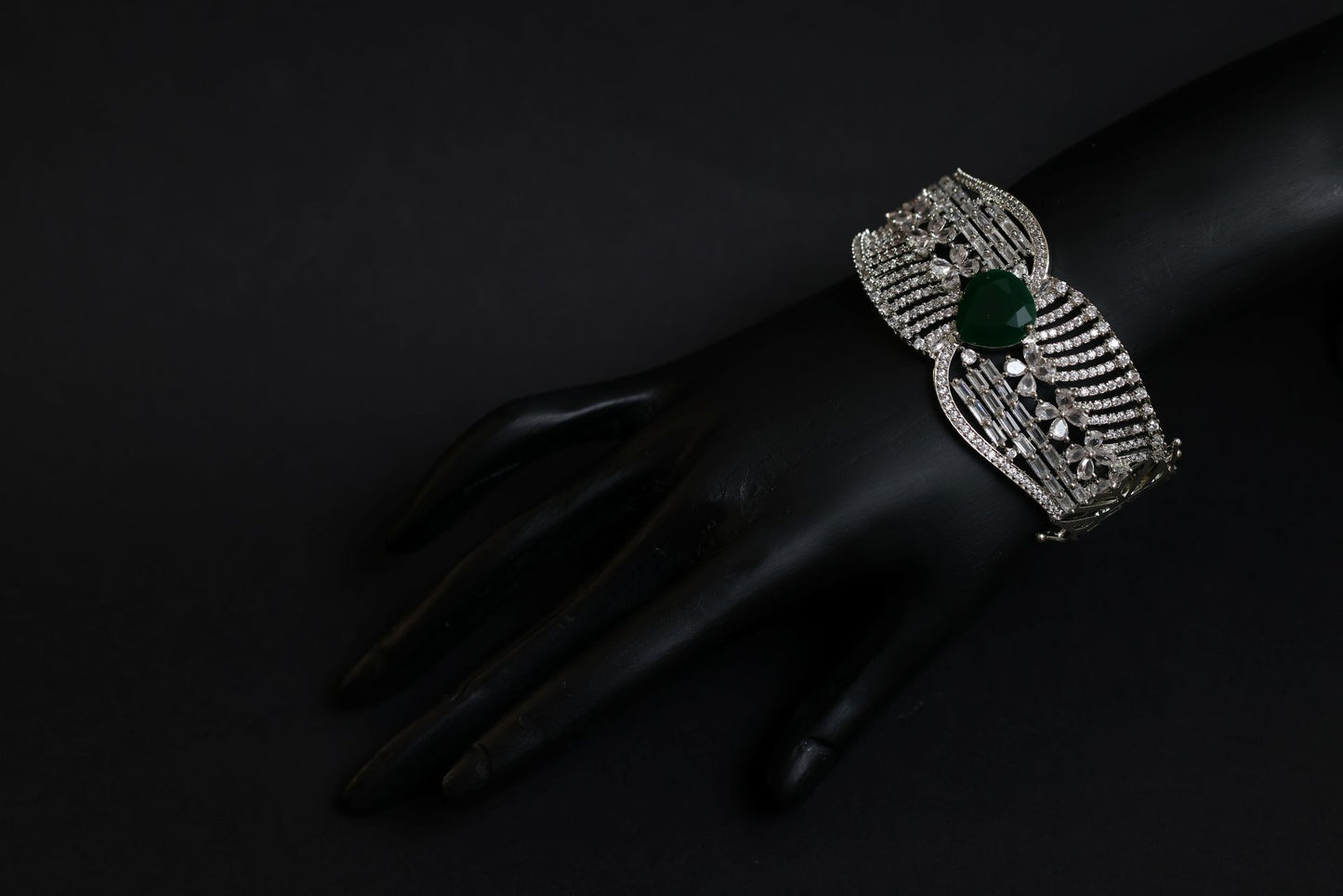 emerald crest regal kada