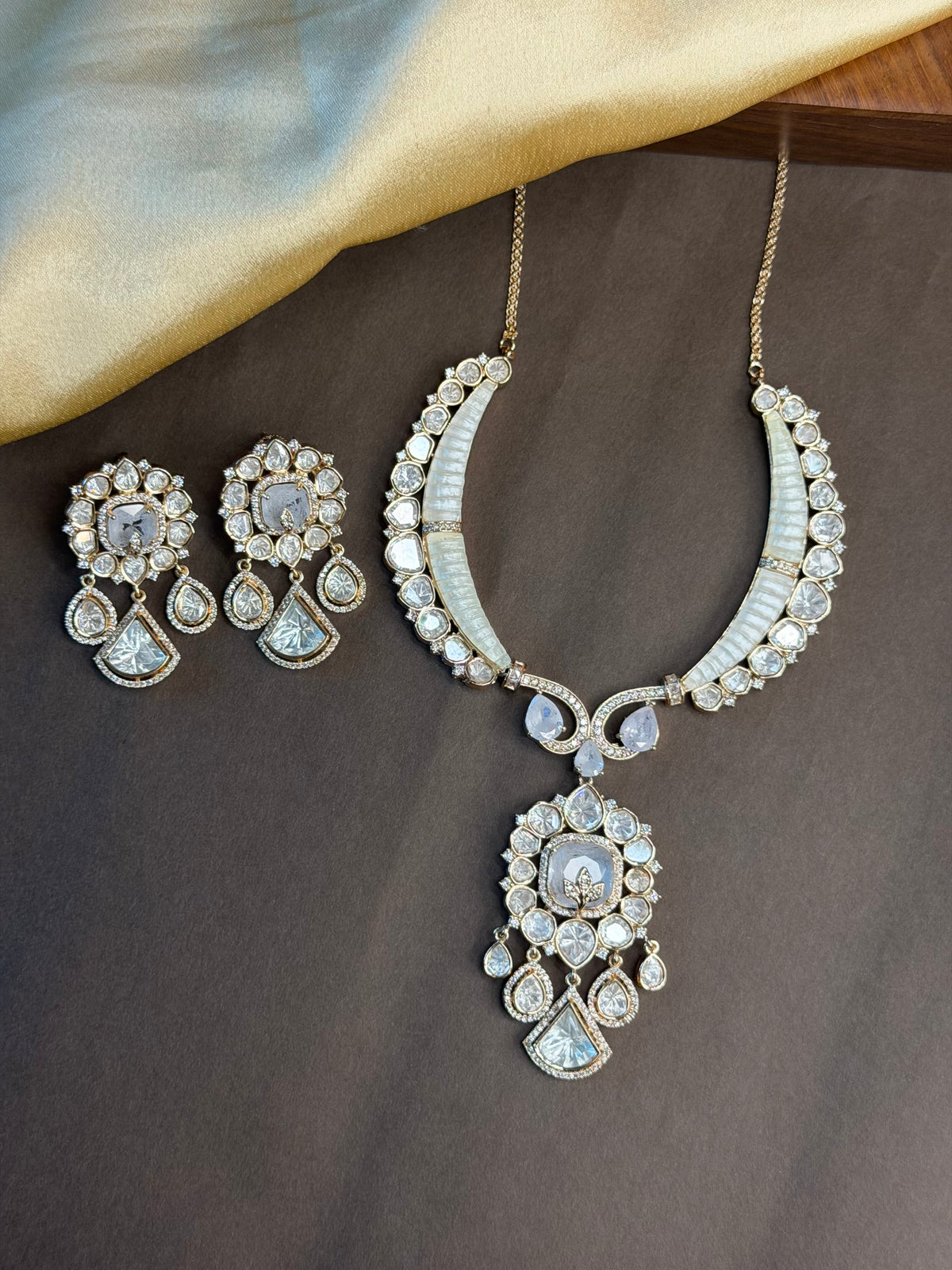 aurelia éclat necklace set