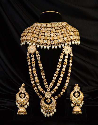 Svarnashree Rajwada Bridal Set