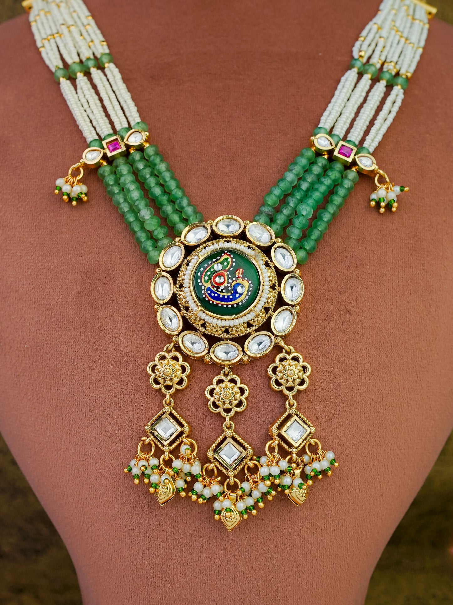 vaidika rangprabha necklace set