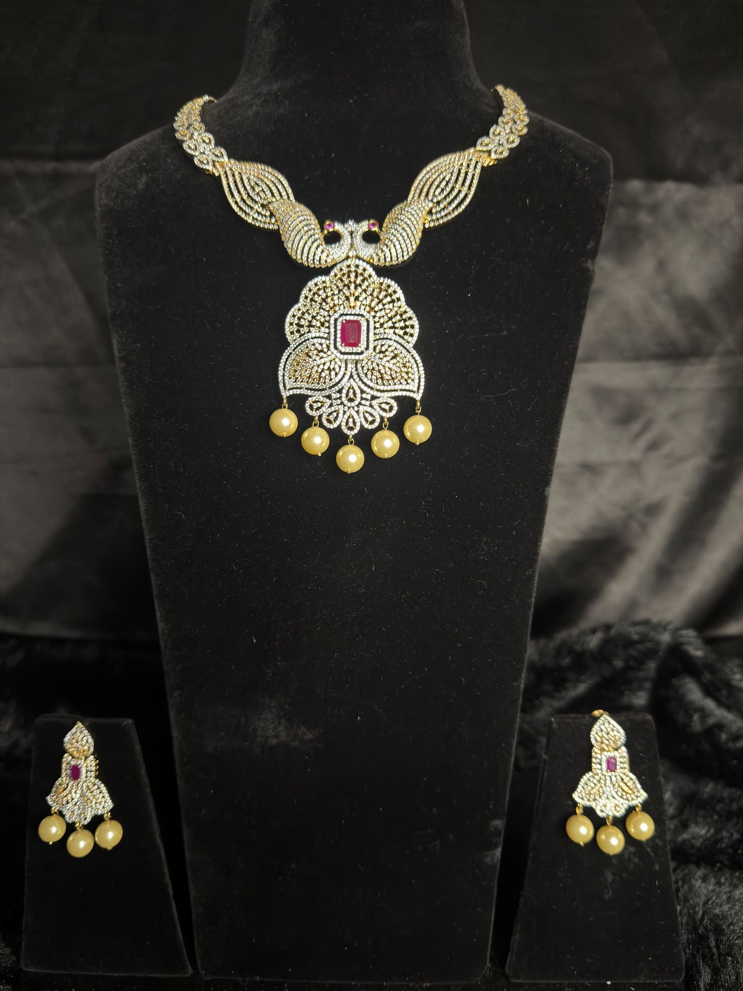 eternal bliss gold choker