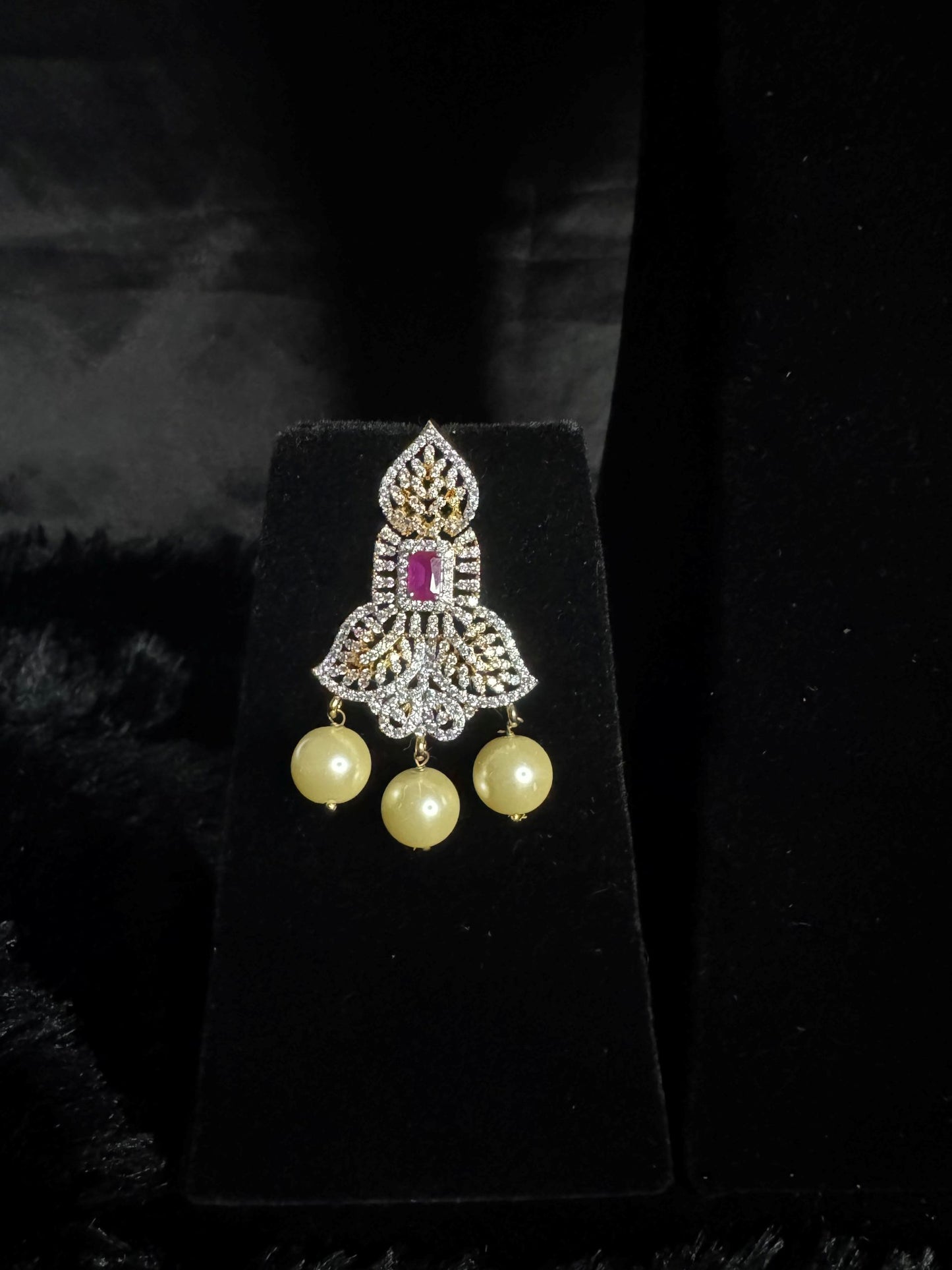 eternal bliss gold choker