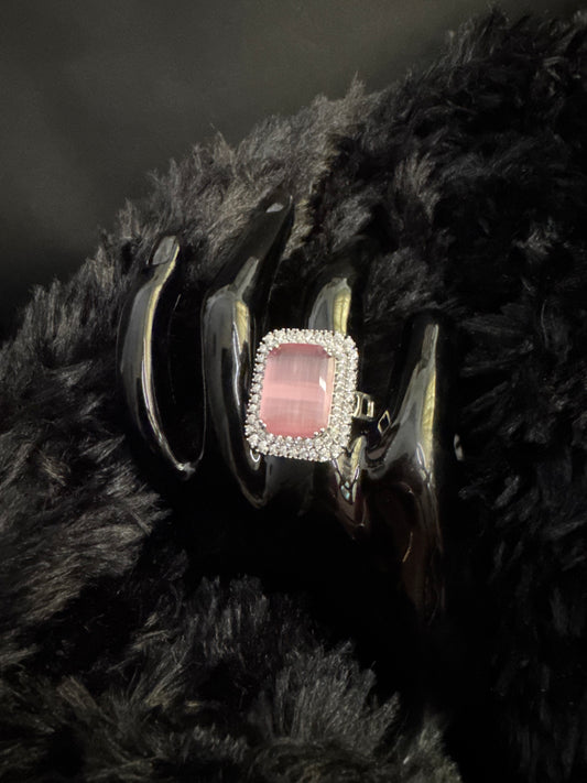 Rose Aura Solitaire Luxe Ring