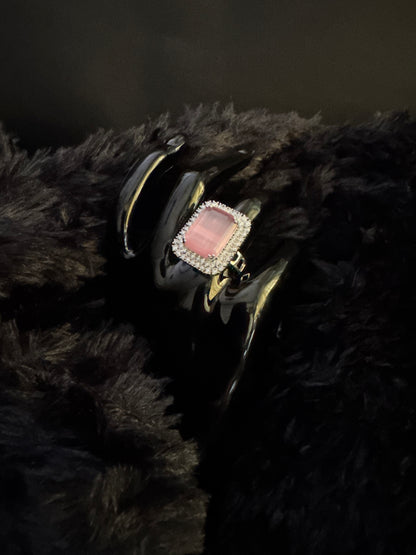 Rose Aura Solitaire Luxe Ring