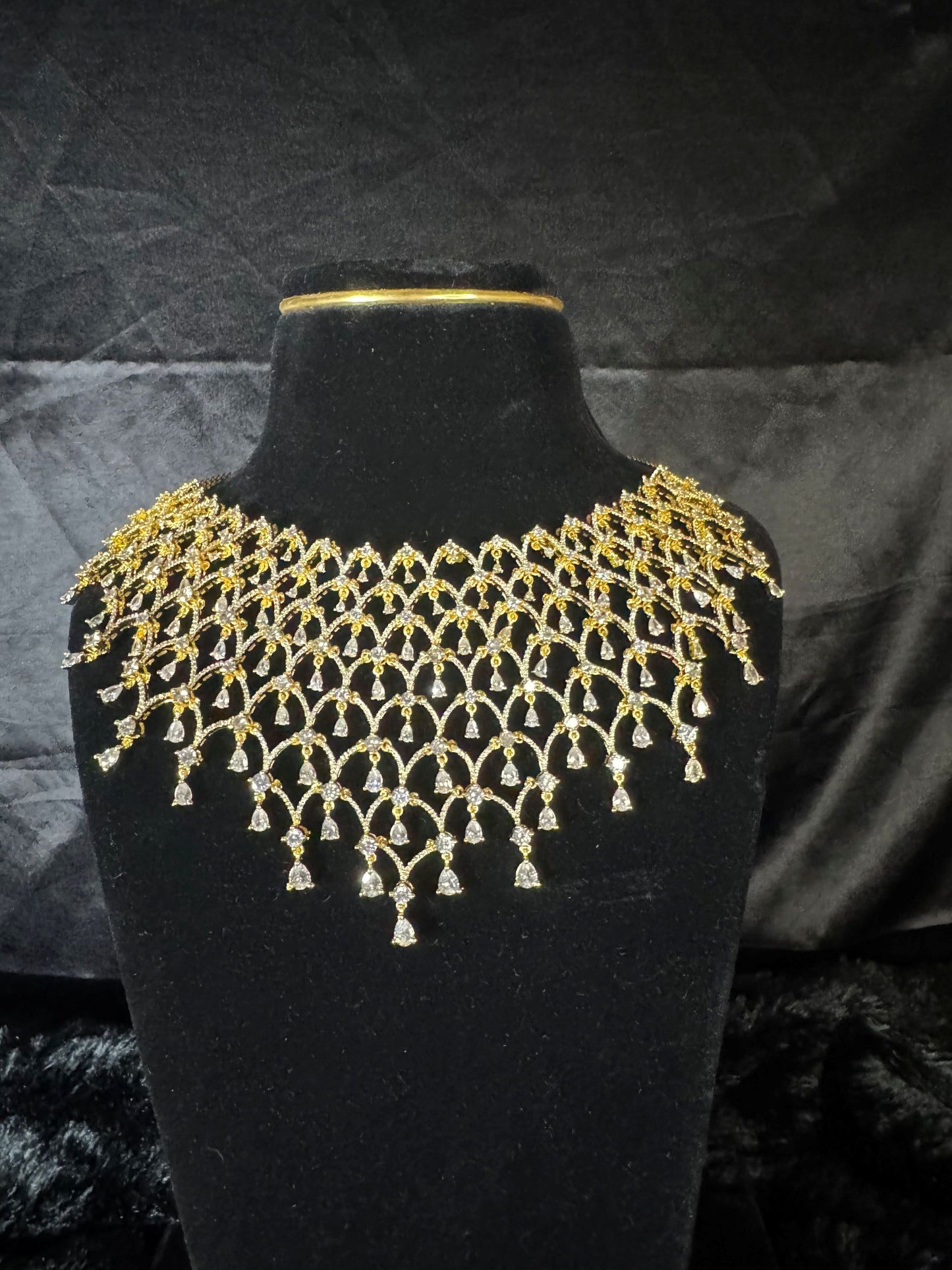 elegant bridal gold choker necklace