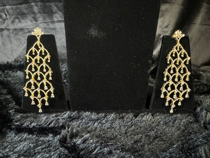 Elegant Bridal Gold Choker Necklace