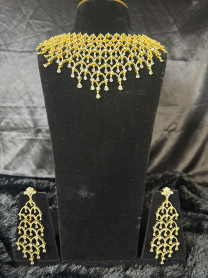 Elegant Bridal Gold Choker Necklace