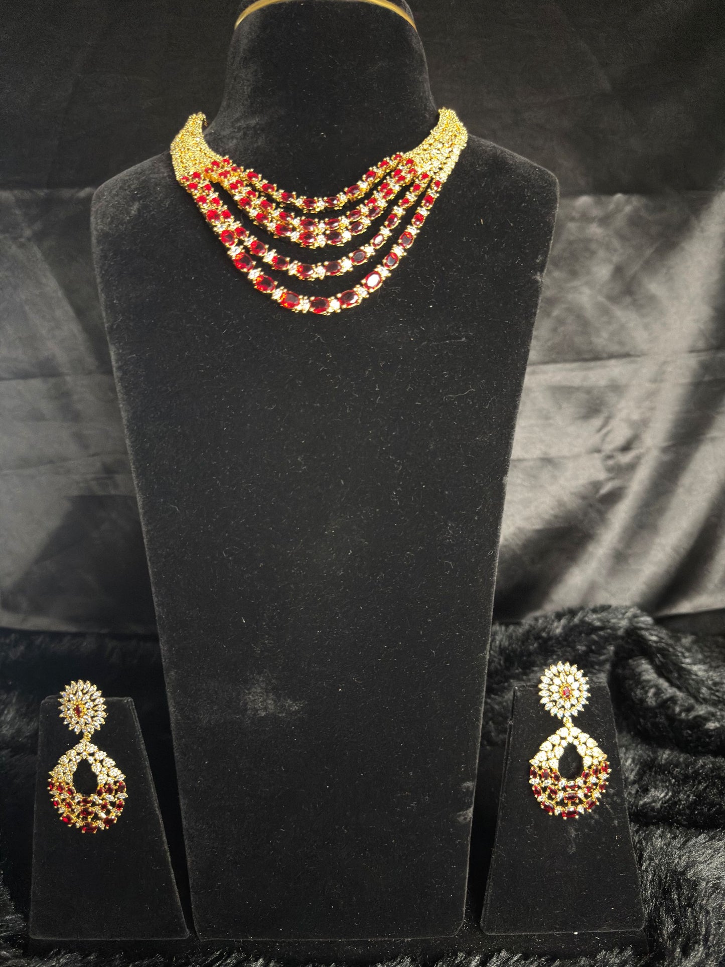 gilded grace necklace