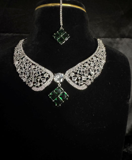 Royal Essence Emerald Set