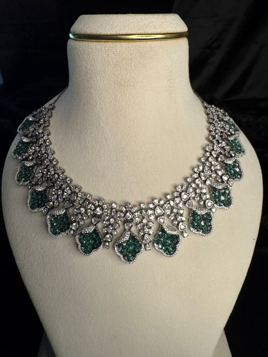 Emerald Dewdrop Necklace