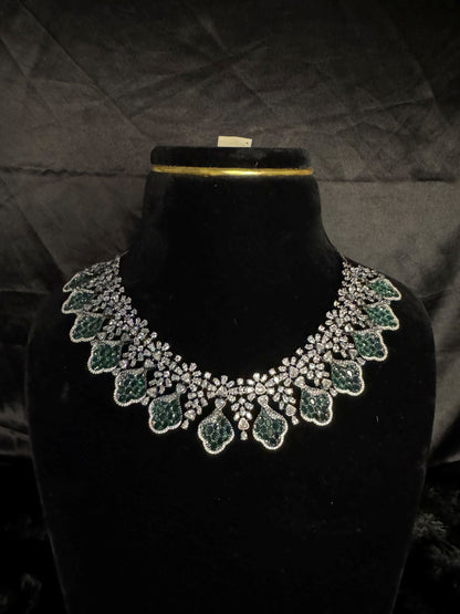 Emerald Dewdrop Necklace