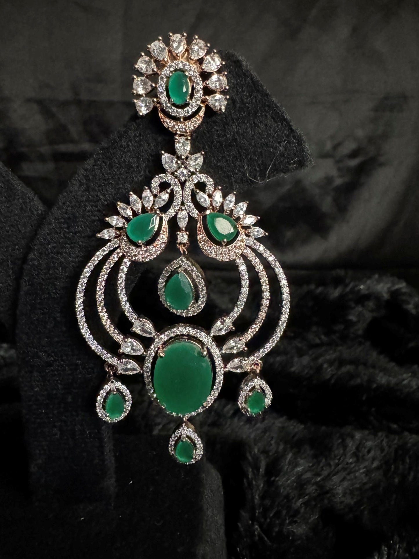 emerald grace jhumka