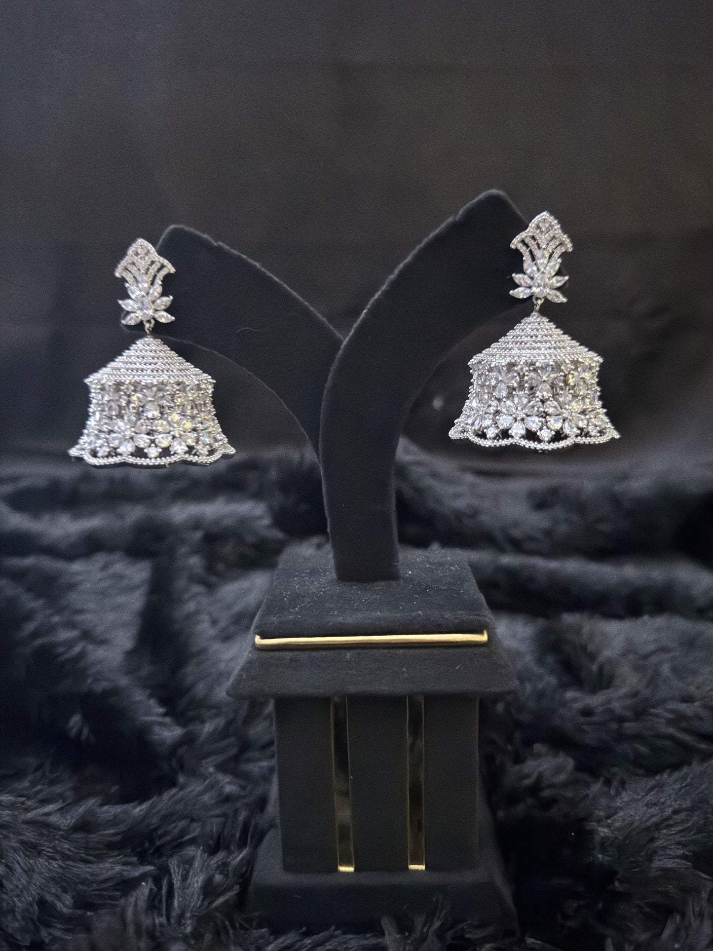 dazzle bloom diamond earring