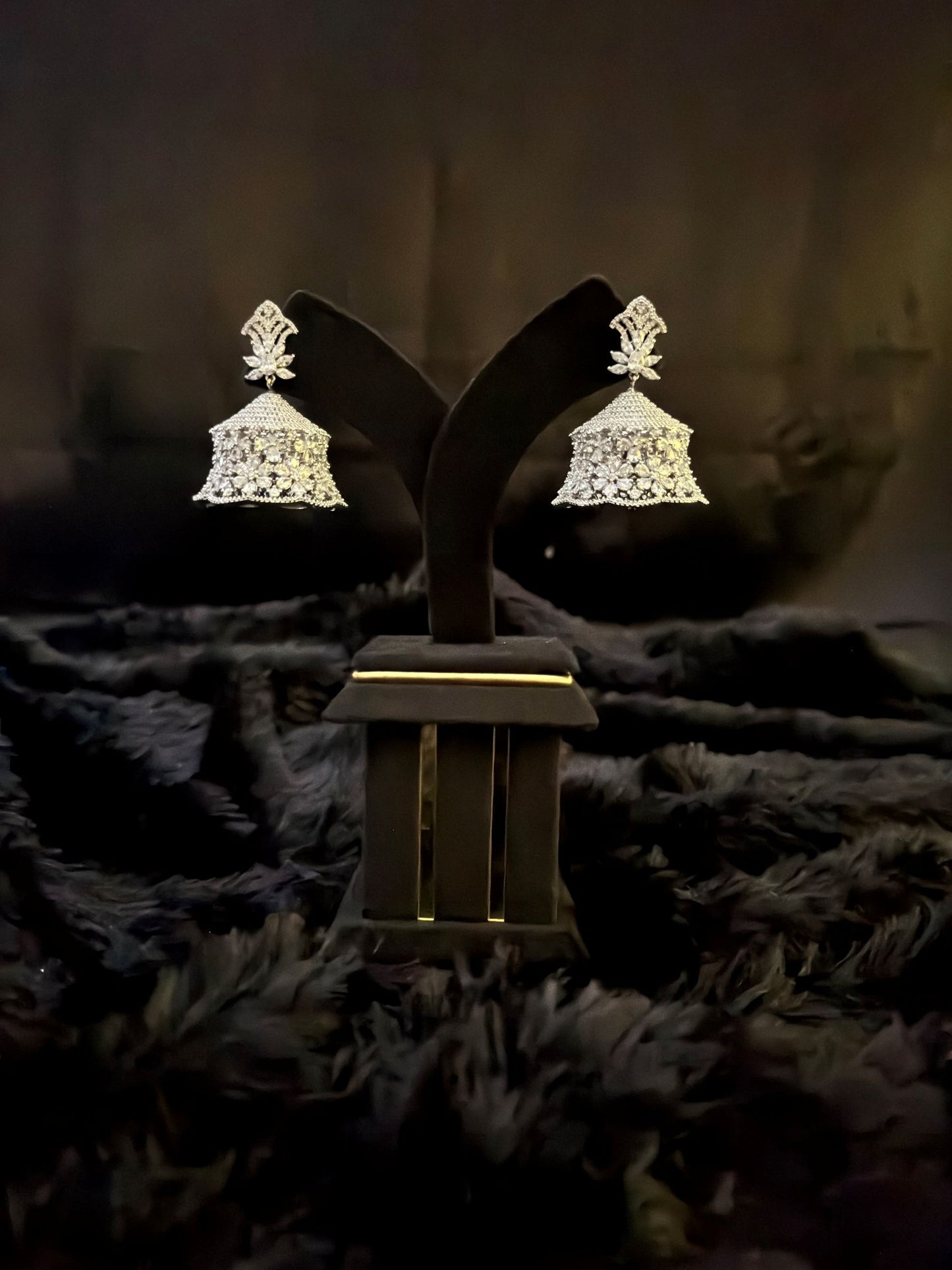 dazzle bloom diamond earring