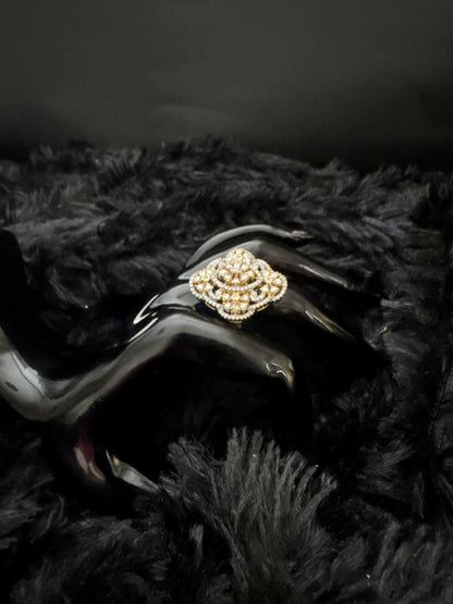 Empress Shine Stone Ring