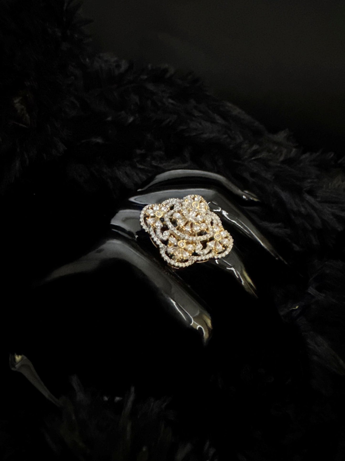 empress shine stone ring