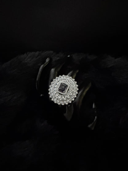 Majestic Halo Luxe Ring