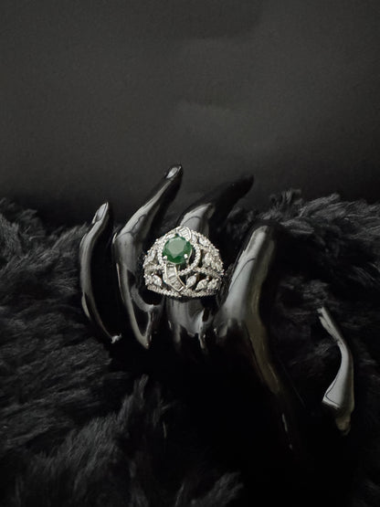 Emerald Glory Regal Ring