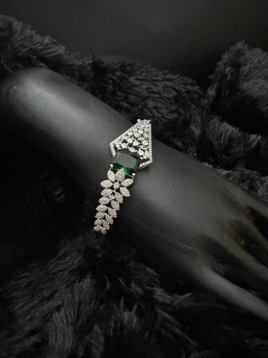 Emerald Empress Regal Bracelet