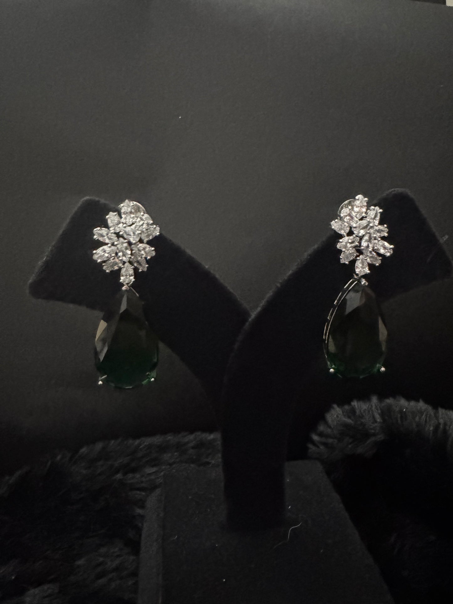 emerald dewdrop luxe earrings