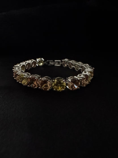 Lumiere Cluster Chain Bracelet