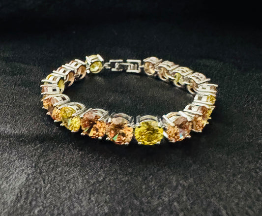 Lumiere Cluster Chain Bracelet