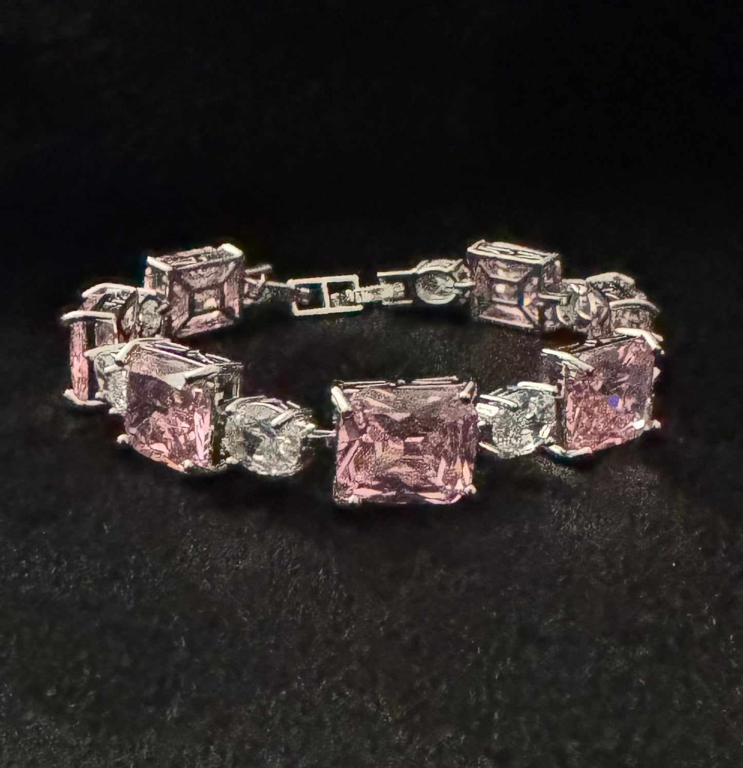pink flow charming bracelet