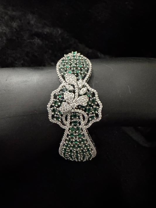 Sparkling Emrald Everlight Bracelet