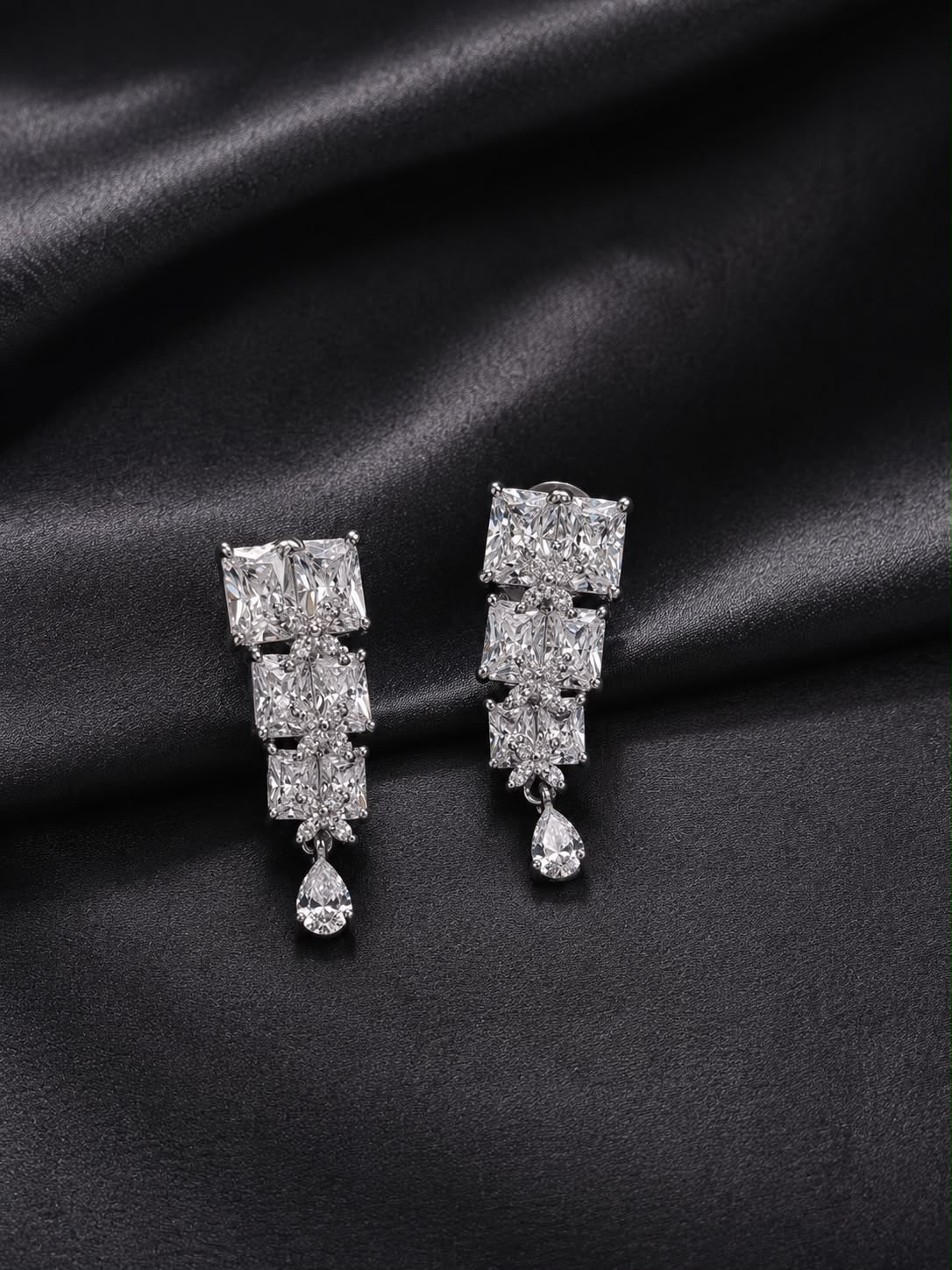 princess-cut statement necklace set