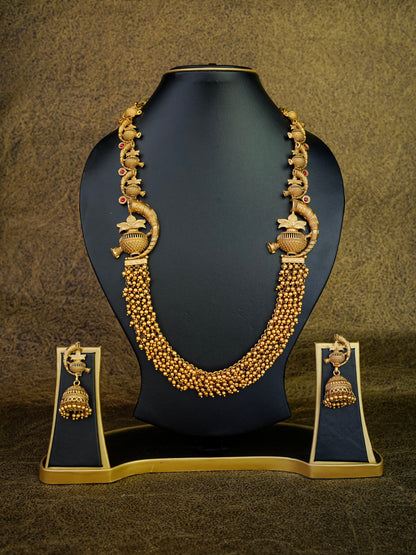 Royal Kalash Gajra Long Necklace Set