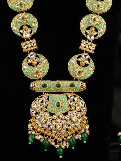 Pachhai-Kalyani Rajwada Bridal Ensemble