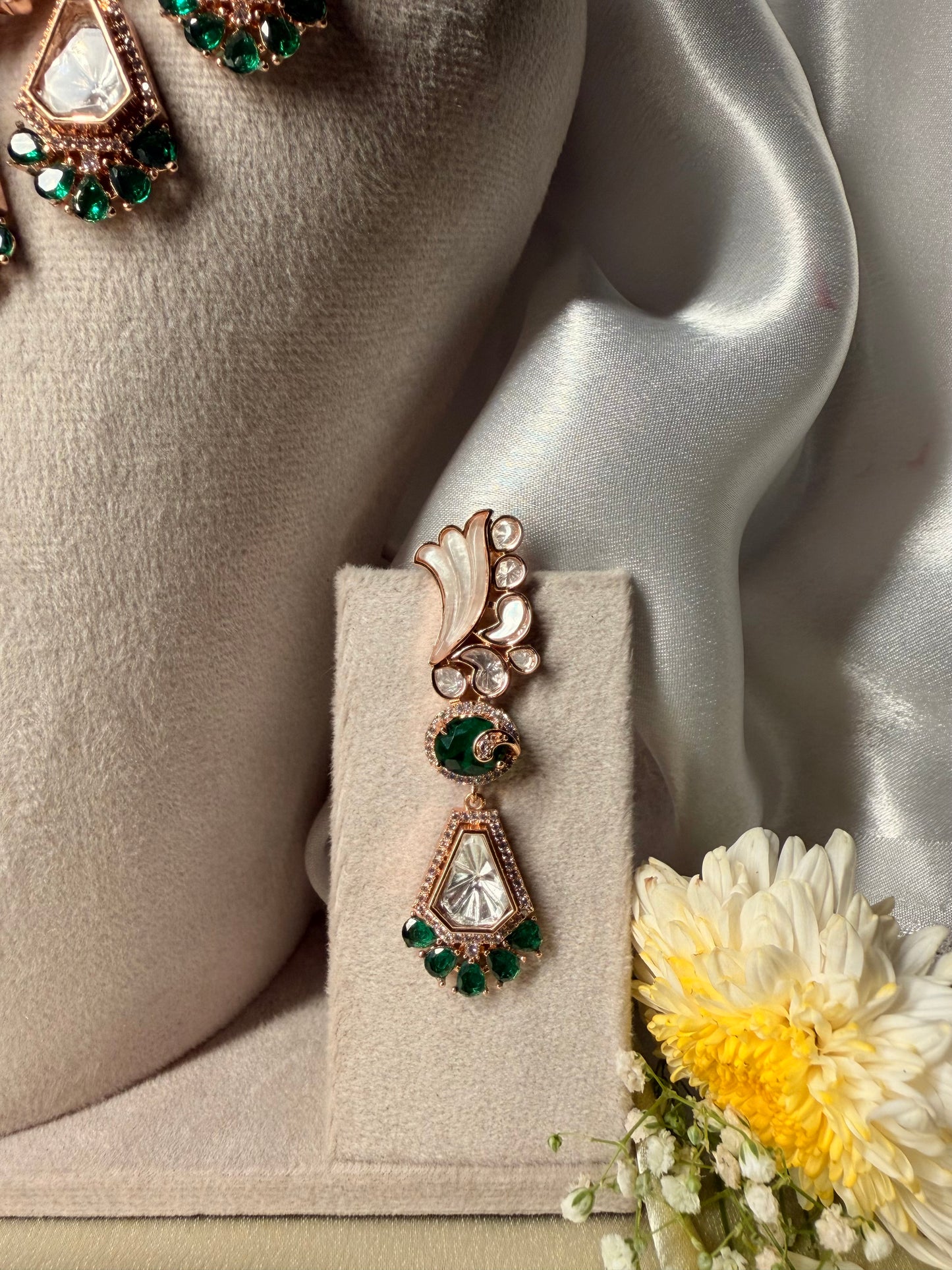 the sitara choker set