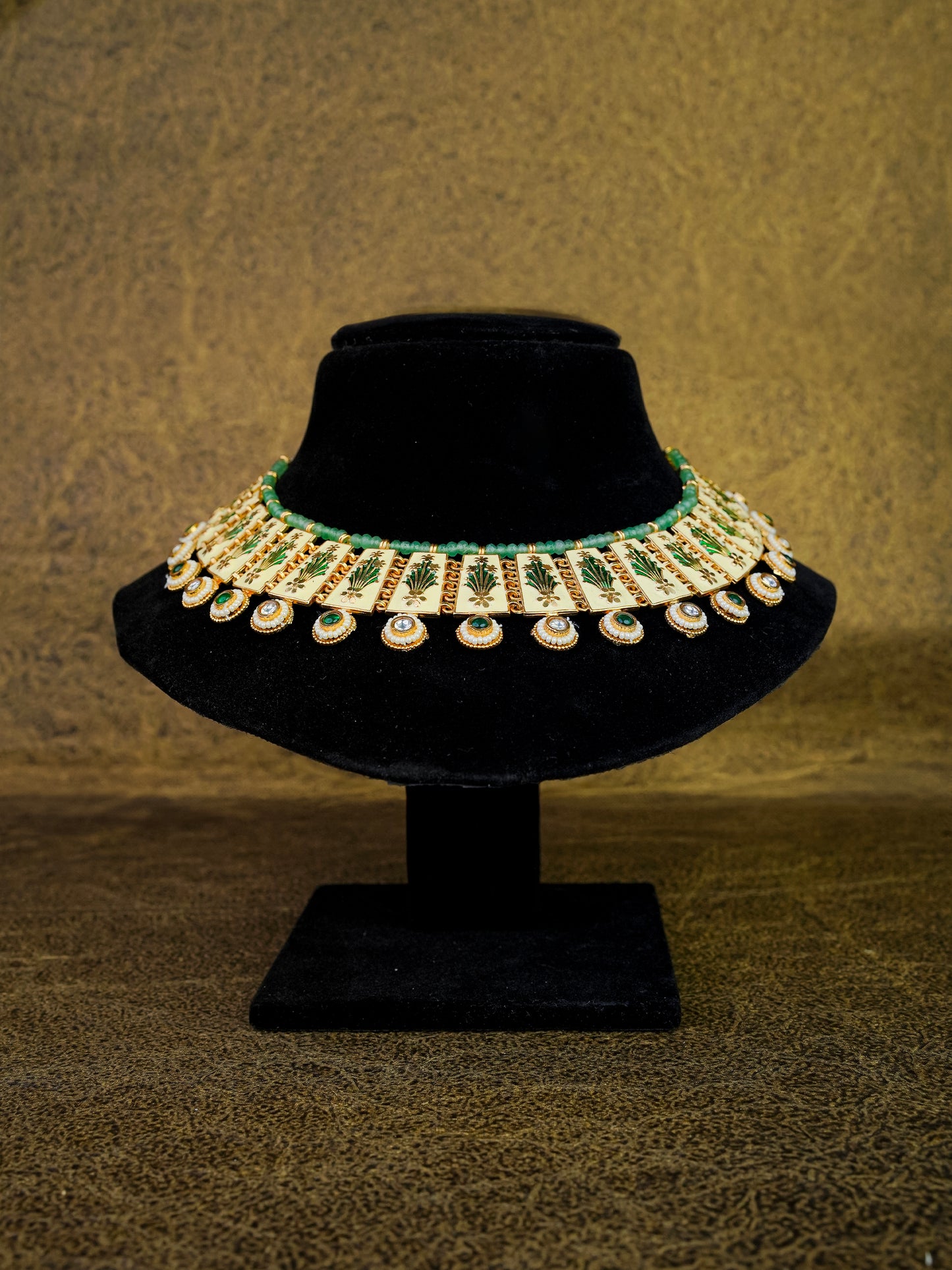 haritima enamel heritage choker set