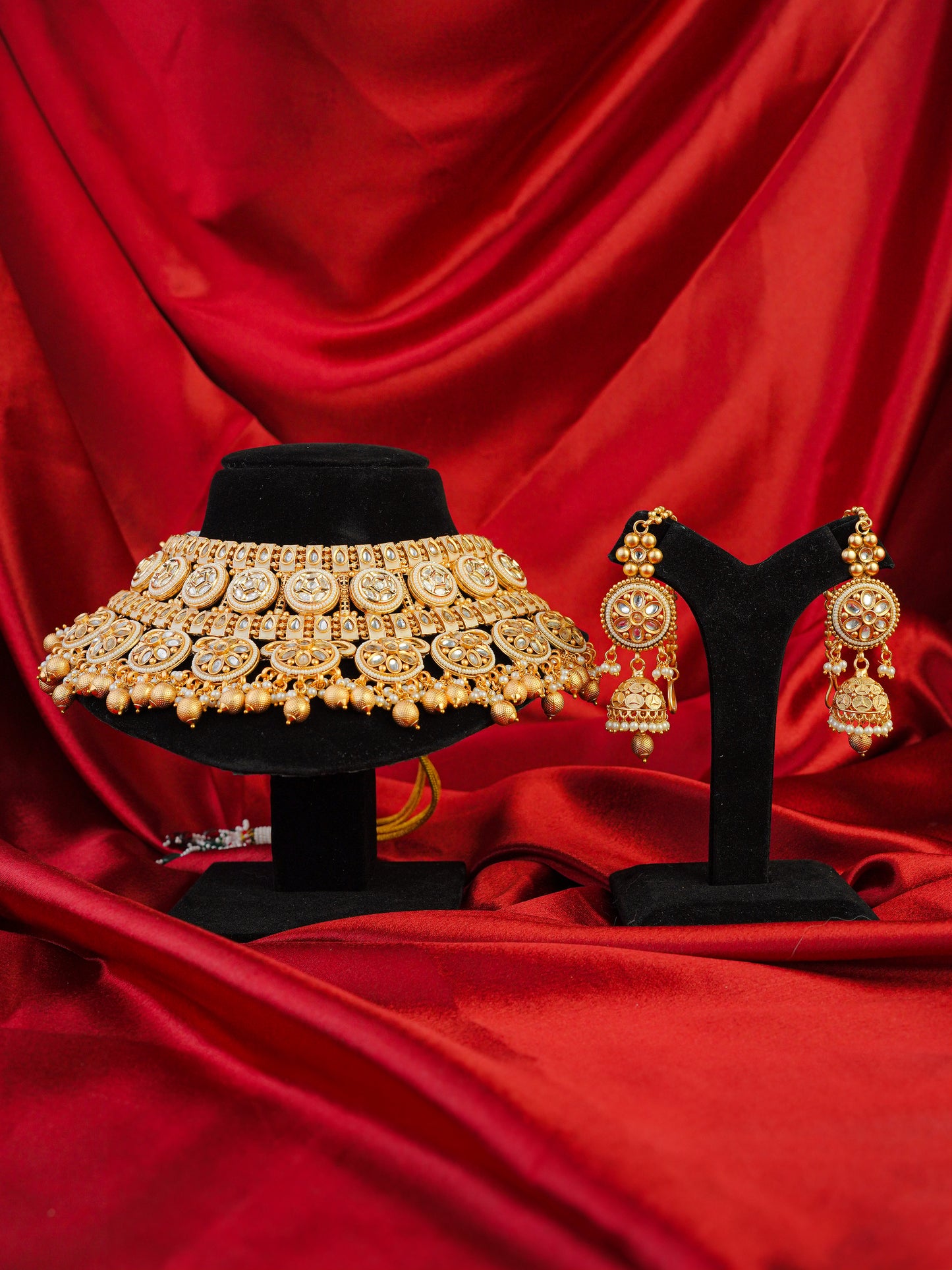 swarna kalash antique bridal choker set